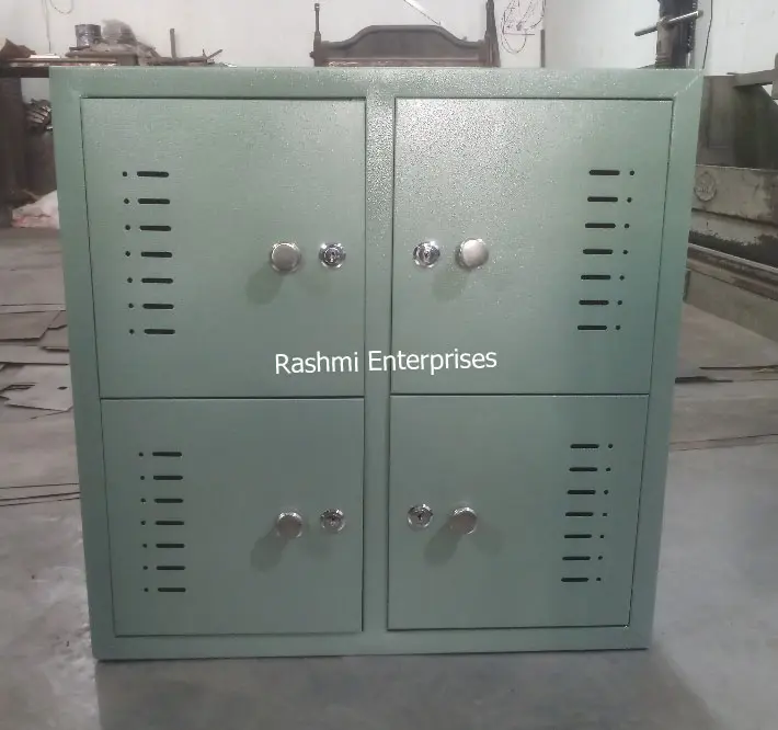 4 Door Lockers